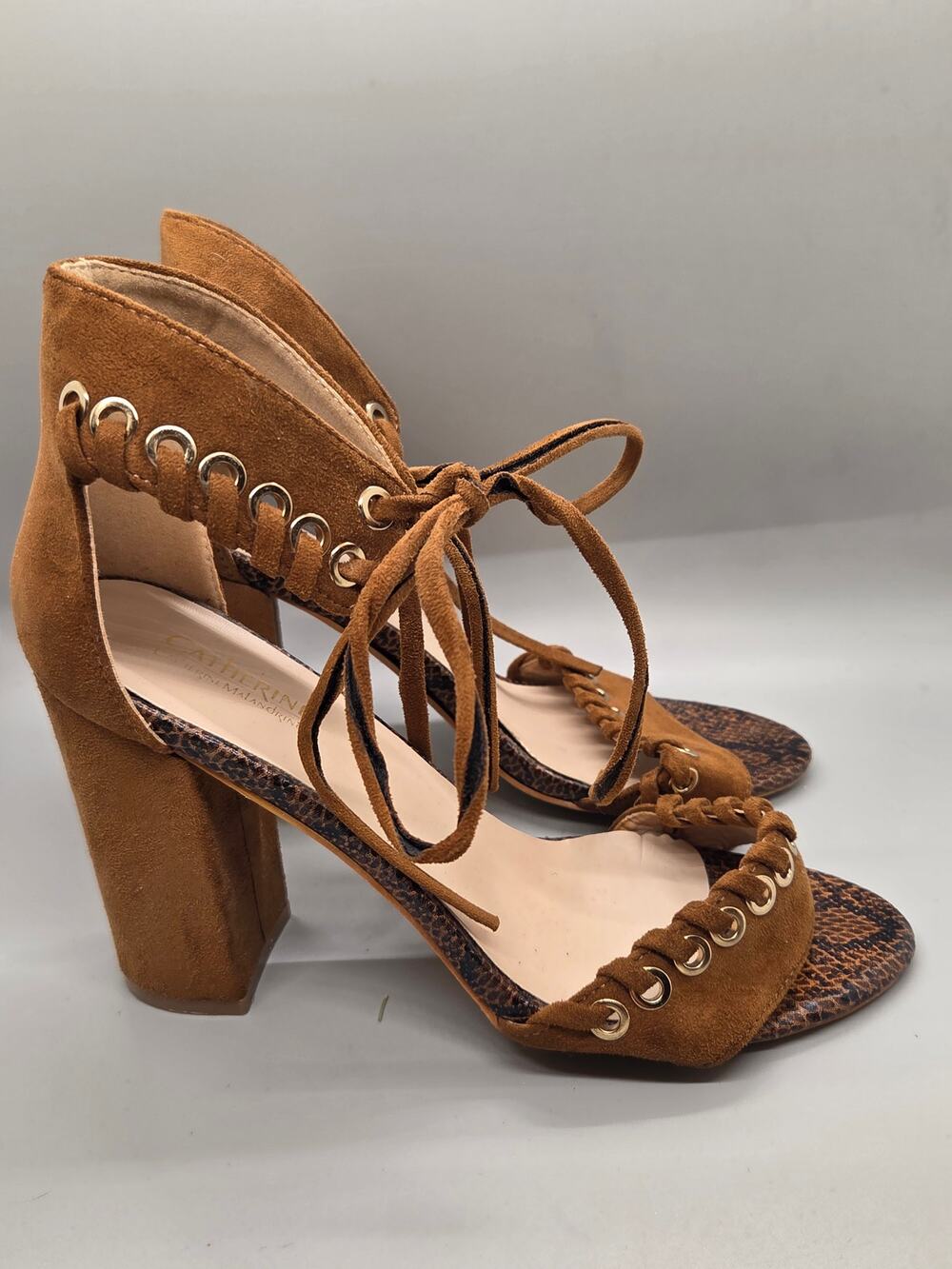 Catherine Malandrino Brown Lace-Up Sandals with Scalloped Edging Snake Skin SZ 8